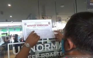 Anak Buah Anies Baswedan Sikat Dua Restoran Pelanggar PSBB di Jaktim - JPNN.com