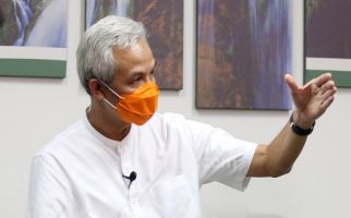 Pak Ganjar Berhasil Mengubah Status Zona Covid-19 di Semarang, Ini Penjelasannya - JPNN.com