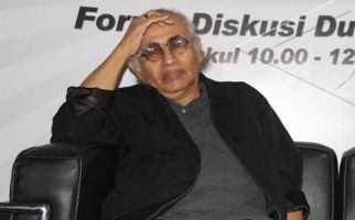 Menurut Prof Salim Said, Jokowi Orang Baik, tetapi Siapa yang Sebenarnya Berkuasa? - JPNN.com