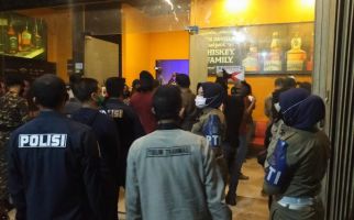 Tegas! Anak Buah Bu Risma Cabut Izin Sejumlah Tempat Hiburan Malam di Surabaya - JPNN.com