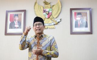 Selama Sebulan Penuh, Pegawai Kemendes PDTT Bakal Kenakan Batik - JPNN.com