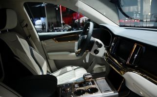 Interior Mobil Tiongkok Ini tak Kalah Keren, nih Penampakannya - JPNN.com