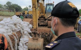 Tak Penuhi Persyaratan Impor, Bea Cukai Batam dan Karantina Pertanian Musnahkan 15 Ton Jagung - JPNN.com
