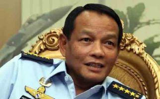 KPK Sampai Minta Bantuan TNI AU, Marsekal Agus Supriatna Harus Hadiri Sidang Korupsi Ini - JPNN.com
