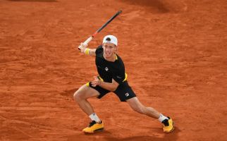 Roland Garros 2020: Diego Schwartzman Butuh 5 Jam 8 Menit Tembus Semifinal - JPNN.com
