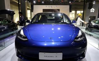 Tesla Pangkas Harga Sedan Long Range Model S di Amerika Serikat - JPNN.com