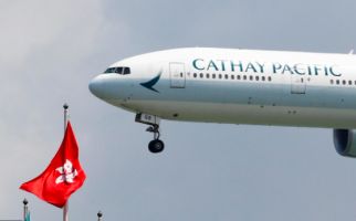 Maskapai Cathay Pacific Airways Berencana PHK 6.000 Karyawan - JPNN.com