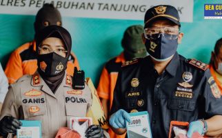 Alhamdulillah, Bea Cukai dan Polisi Gagalkan Penyelundupan Narkotika Dari Malaysia, Modusnya Unik - JPNN.com