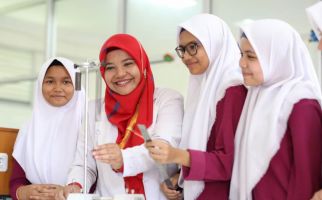 Sekolah Teuku Nyak Arif Fatih Gelar EduFair 2020, Memperkenalkan Beragam Universitas kepada Siswa - JPNN.com