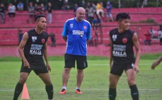 Bagaimana Ini? PSM Makassar Putus Komunikasi Dengan Pelatih Kepala - JPNN.com