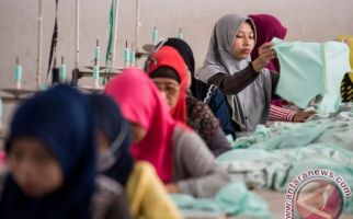 Lewat UU Cipta Kerja, Sektor Industri Non-Migas Diprediksi Bangkit Tahun Depan - JPNN.com