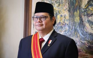 Tak Terpengaruh Kritik Baliho, Masyarakat Tetap Dukung Airlangga Tangani Pandemi - JPNN.com
