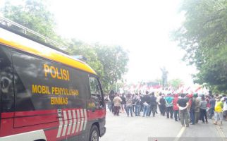 Warga Kota Solo Gelar Aksi Menolak Habib Rizieq, Sikap Polisi Tegas - JPNN.com