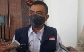 Wako Cirebon Nashrudin Azis Tulis Sebuah Surat yang Dibacakan Eti Herawati, Mohon Doanya - JPNN.com