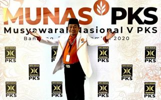 Jazuli Juwaini: Pesan Munas ke-5 PKS Totalitas Melayani Rakyat - JPNN.com