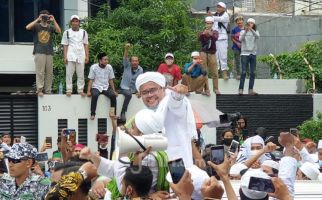 Habib Rizieq Urung Hadir Pemanggilan Kepolisian, Ini Alasannya - JPNN.com