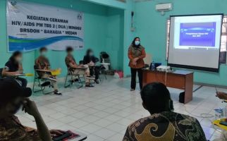 Kemensos: Semangat Baja Penerima Manfaat ODHIV Ukir Karya - JPNN.com