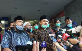 Nia Ramadhani & Ardi Bakrie Ditangkap Terkait Narkoba, Aziz Yanuar Merespons Begini - JPNN.com