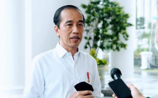 Presiden Jokowi Beri Apresiasi ke Pencinta Sepak Bola Indonesia - JPNN.com