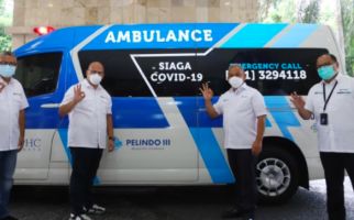Bantu Penanganan Covid-19, Pelindo III Sumbang Mobil Ambulans ke RS PHC - JPNN.com