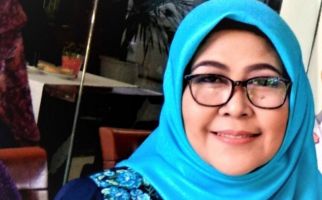 Melly Latifah Ungkap Faktor Penentu Kelekatan Ibu dan Anak, Orang Tua Wajib Baca - JPNN.com