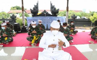 Sambut Tahun Baru 2021, Laksda Sudihartawan Ajak Prajurit dan PNS Koarmada II Lakukan Ini - JPNN.com