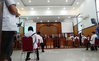 Sidang Praperadilan Habib Rizieq Dilanjutkan Besok, Pengacara Sempat Kecewa - JPNN.com