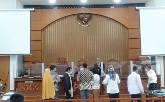 Sidang Praperadilan, Kubu Habib Rizieq Keluhkan Pengetatan PSBB - JPNN.com