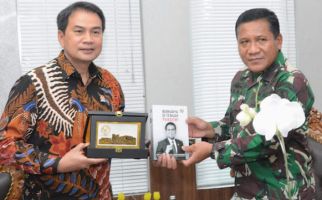Azis Syamsuddin: TNI AL Harus Perkuat Pengawasan Bawah Air - JPNN.com