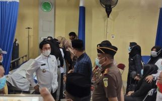 Drs Mahalisi Meninggal Dunia Usai Dilantik, Bupati Joncik: Beliau Masuk Ruangannya Saja Belum - JPNN.com