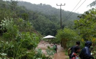 Garut-Sumedang Banjir, 61 Gardu Listrik Belum Dioperasikan - JPNN.com