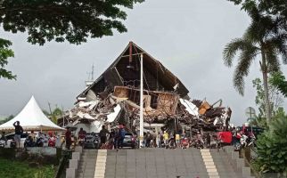 Korban Gempa Majene Bertambah, 8 Warga Meninggal Dunia dan 15.000 Orang Mengungsi - JPNN.com