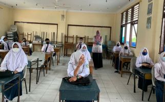 610 Sekolah di DKI Jakarta Mulai Belajar Tatap Muka Senin Lusa - JPNN.com