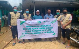 Pegadaian Salurkan Bantuan kepada Warga Terdampak Banjir di Kalsel - JPNN.com