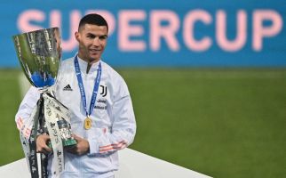 Juventus Menjuarai Piala Super Italia, Ronaldo Sebut-sebut Soal Kepercayaan Diri - JPNN.com