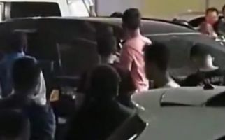Dokter Zamhari Ditemukan Sudah Tak Bernyawa Dalam Mobil, Begini Pengakuan Sejumlah Saksi - JPNN.com