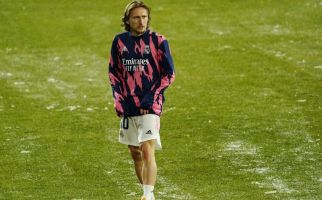 Luka Modric Segera Tanda tangan Kontrak Baru, di Real atau Klub Lain? - JPNN.com