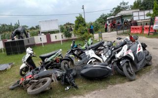 Warga Kepung Geng Motor yang Terlibat Perang, Lihat Tuh, Rasain - JPNN.com