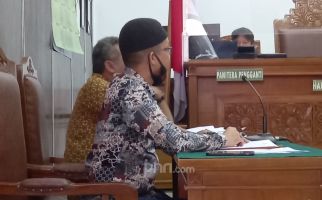 Tegang! Suasana Tanya Jawab Pengacara Khadavi dan Ahli Pidana Termohon di Sidang Lanjutan - JPNN.com