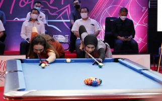 Hot Nine Sabtu Malam, Nony Krystianti Andilah Vs Poppy Puspita - JPNN.com