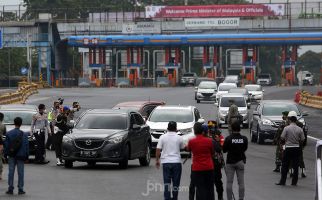 3.200 Mobil Putar Balik di Pintu Tol Baranangsiang - JPNN.com
