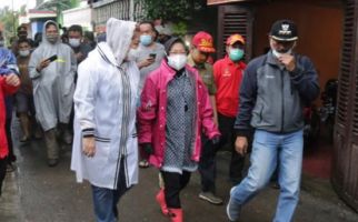 Kemensos Salurkan Bantuan Rp 203,8 Juta Meringangkan Beban Korban Bencana di Jateng dan Sekitarnya - JPNN.com