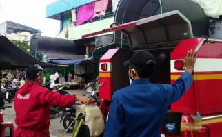 Diserang Covid-19, Pasar Pondok Labu Tumbang - JPNN.com