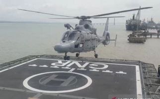 KRI I GNR-Heli Panther Sudah Merapat di Perairan Ambalat, Bersiap - JPNN.com
