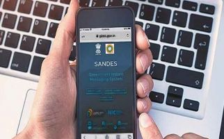 India Bikin Sendiri Aplikasi Mirip WhatsApp - JPNN.com