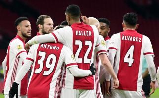 Hasil Liga Belanda: PSV Semakin Sulit untuk Mengkudeta Ajax - JPNN.com