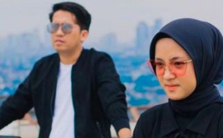 Nissa Sabyan Menangis, Ayus Tertunduk Lesu - JPNN.com