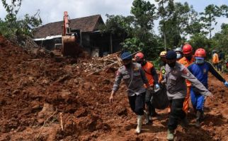 Kepala Basarnas: Seluruh Korban Longsor di Nganjuk Telah Ditemukan - JPNN.com