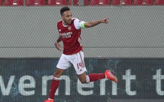 Arsenal Lolos Berkat Gol Aubameyang - JPNN.com