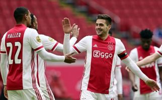 Ajax Tetap di Puncak Klasemen, Jarak dengan Eindhoven Aman untuk 2 Laga - JPNN.com